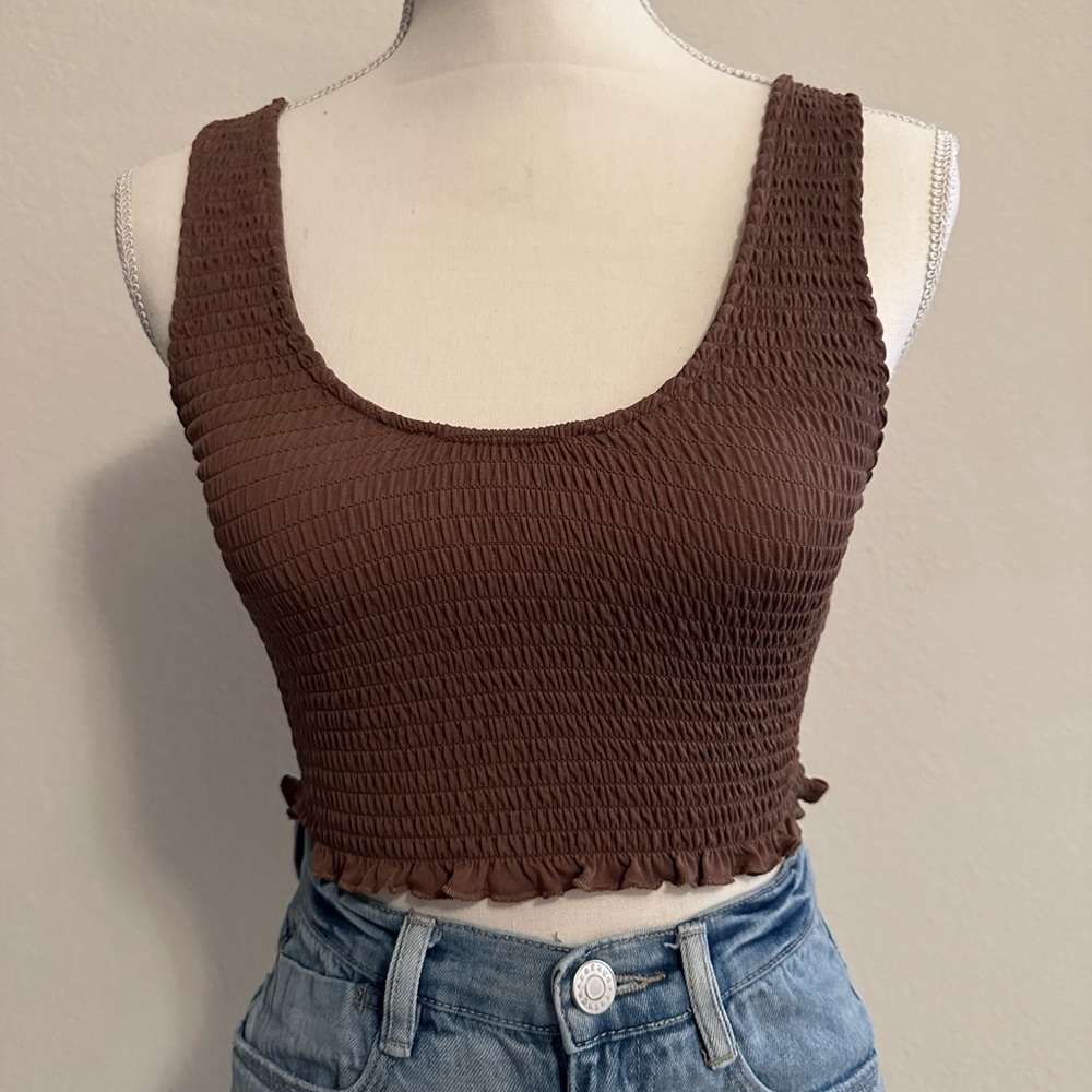 Brown Tank Ruffle Ribbed Stretchy Crop Top Size Small - Picture 2 of 5